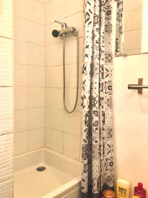 パリHabitation Cassiopeeアパートメント エクステリア 写真