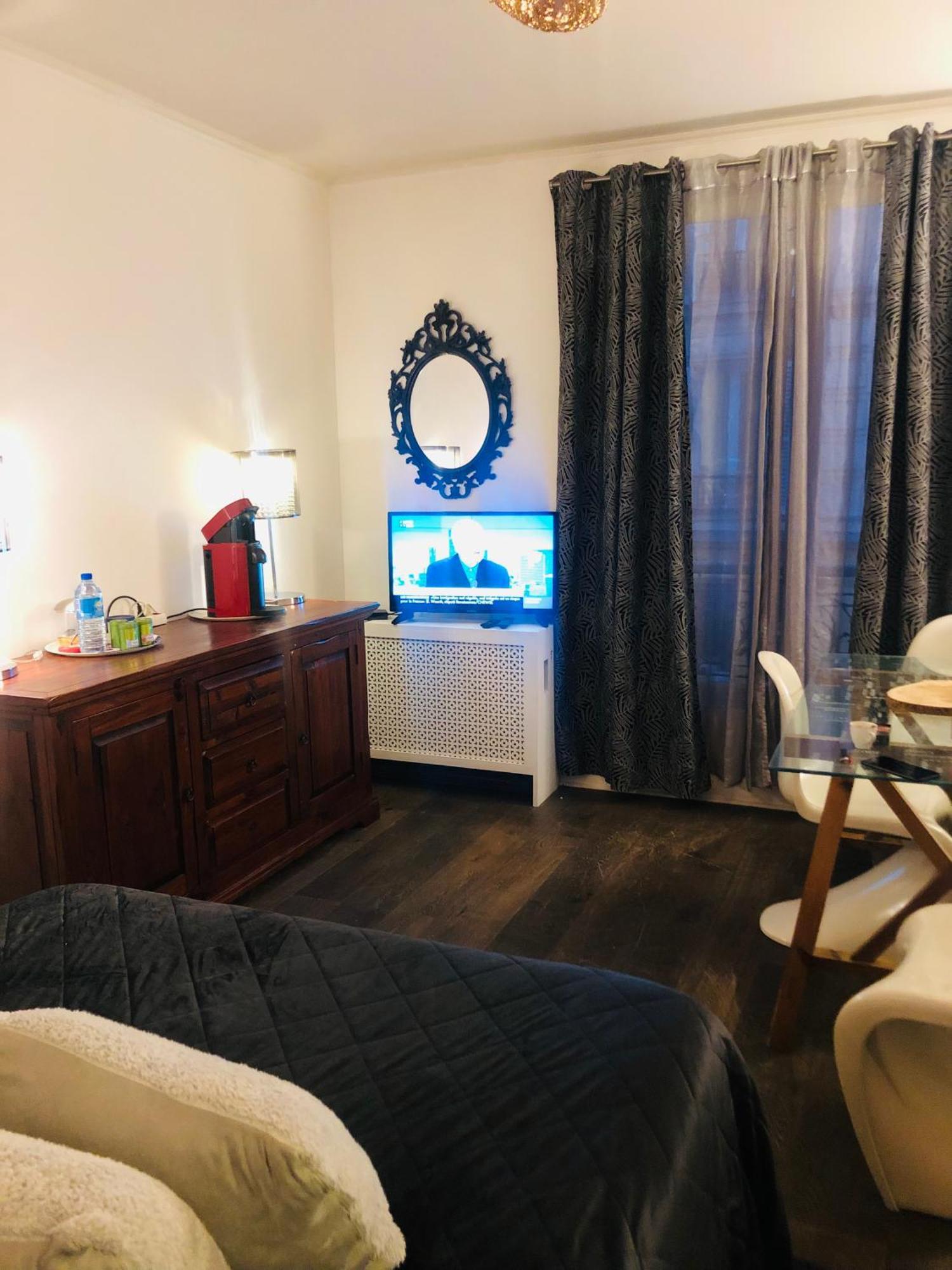パリHabitation Cassiopeeアパートメント エクステリア 写真